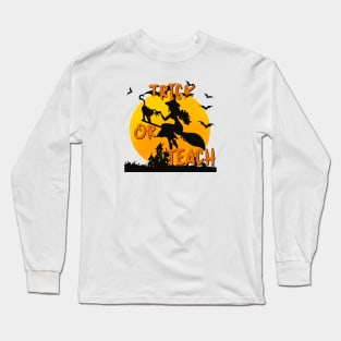 Trick or Teach Halloween Teachers Long Sleeve T-Shirt